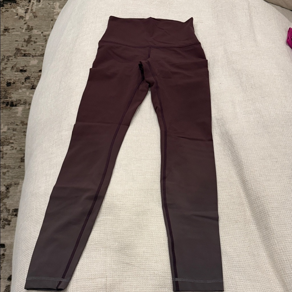 Brand new never worn hombre LULU LEMON High-Waisted Purple Leggings